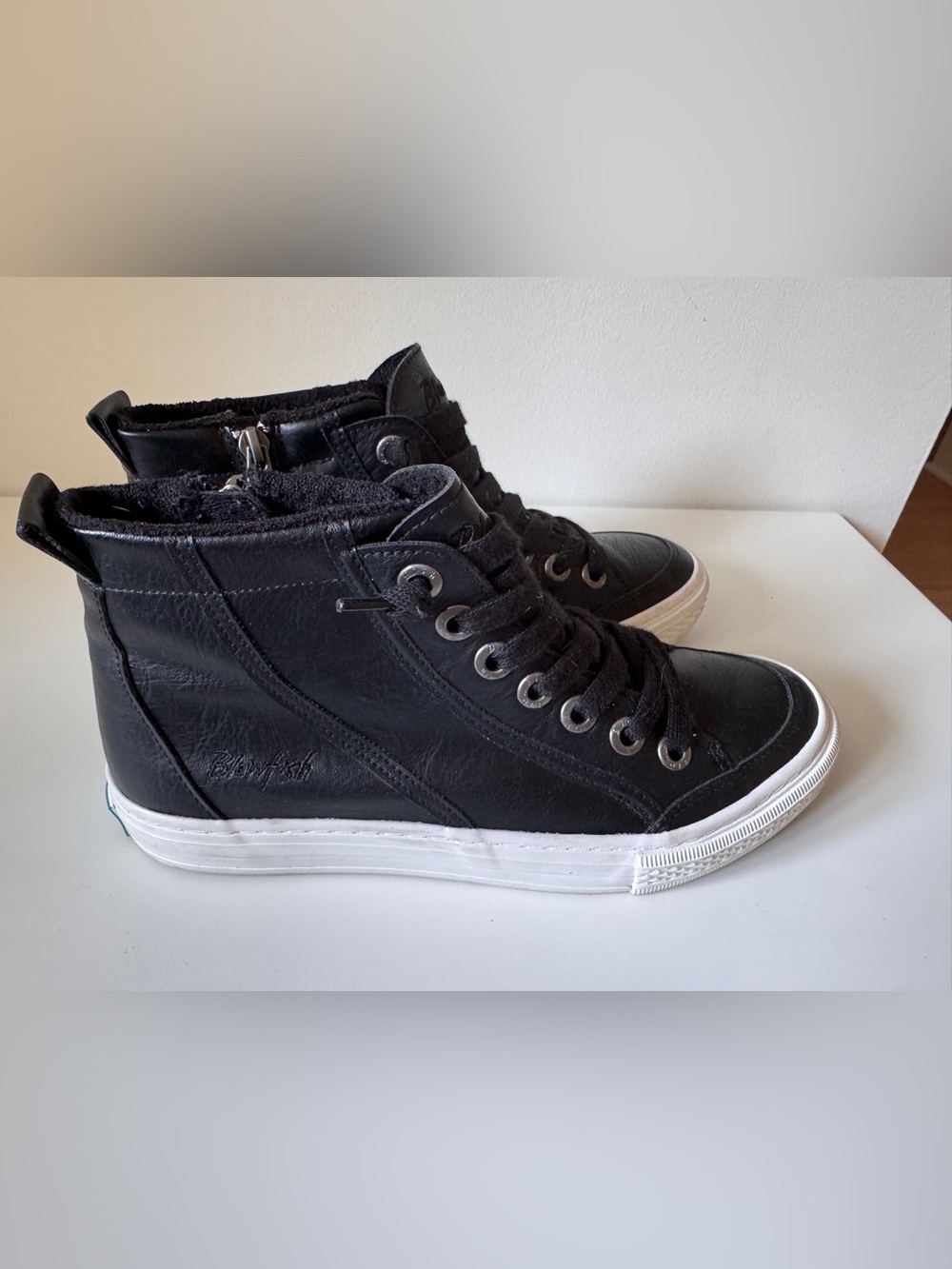 Blowfish Malibu Klaire Black High Top Sneakers Size 7